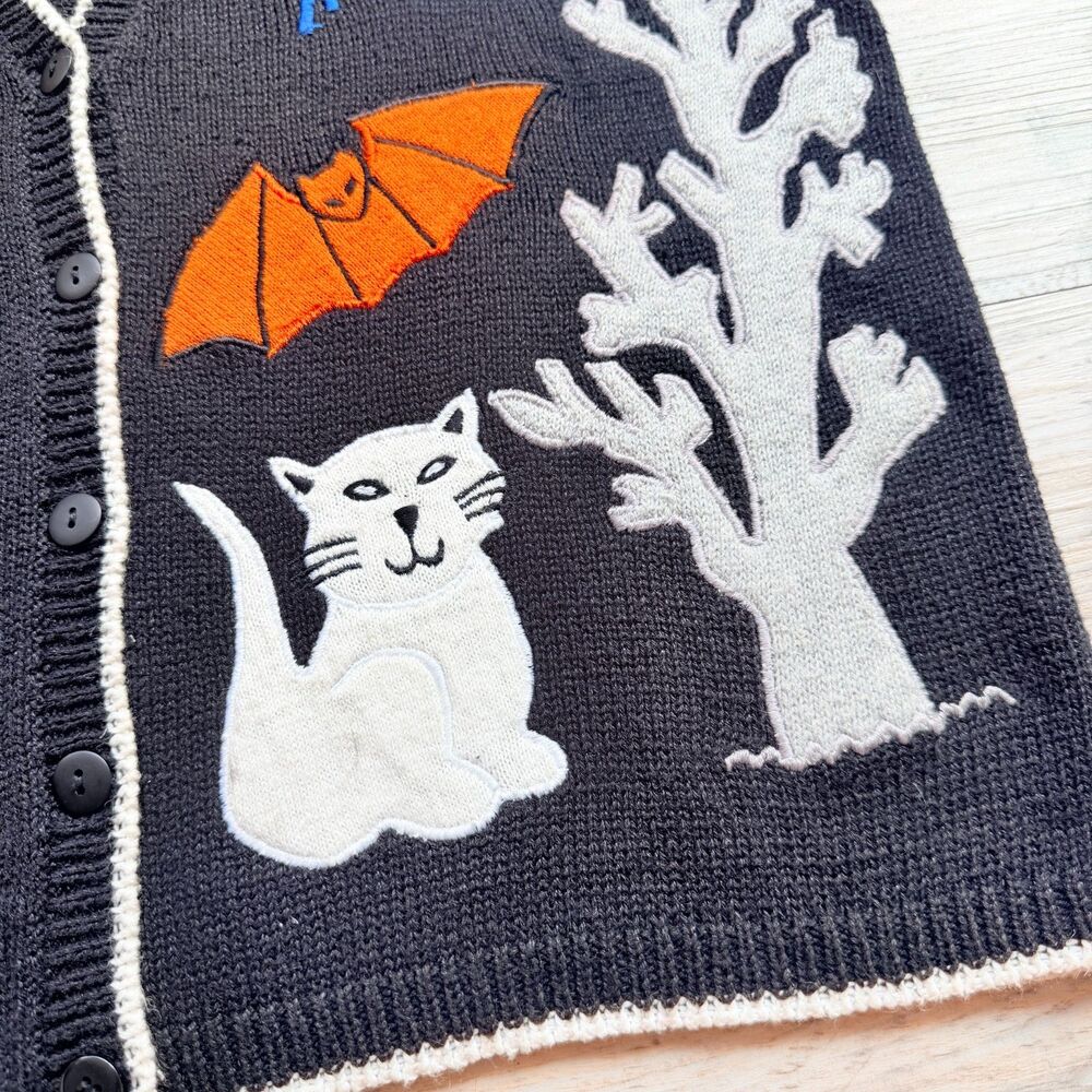 Vintage Halloween Sweater Vest Medium Cats Ghosts Haunted House Trick or Treat - Picture 9 of 10